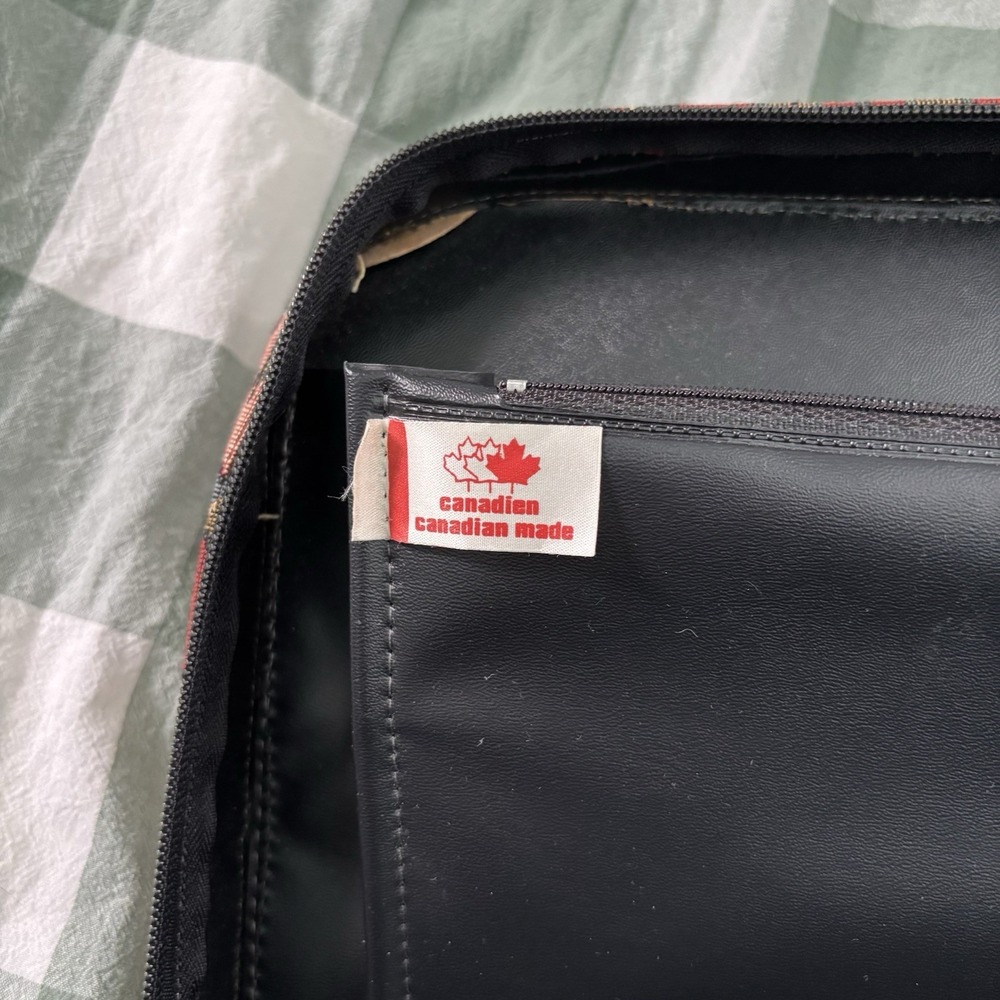 Vintage 80s 90s Y2K Needlepoint Tapestry Purse Handbag Structured Travel Case - Picture 9 of 15